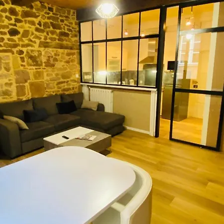 Urbain - Cote Charme Apartment *